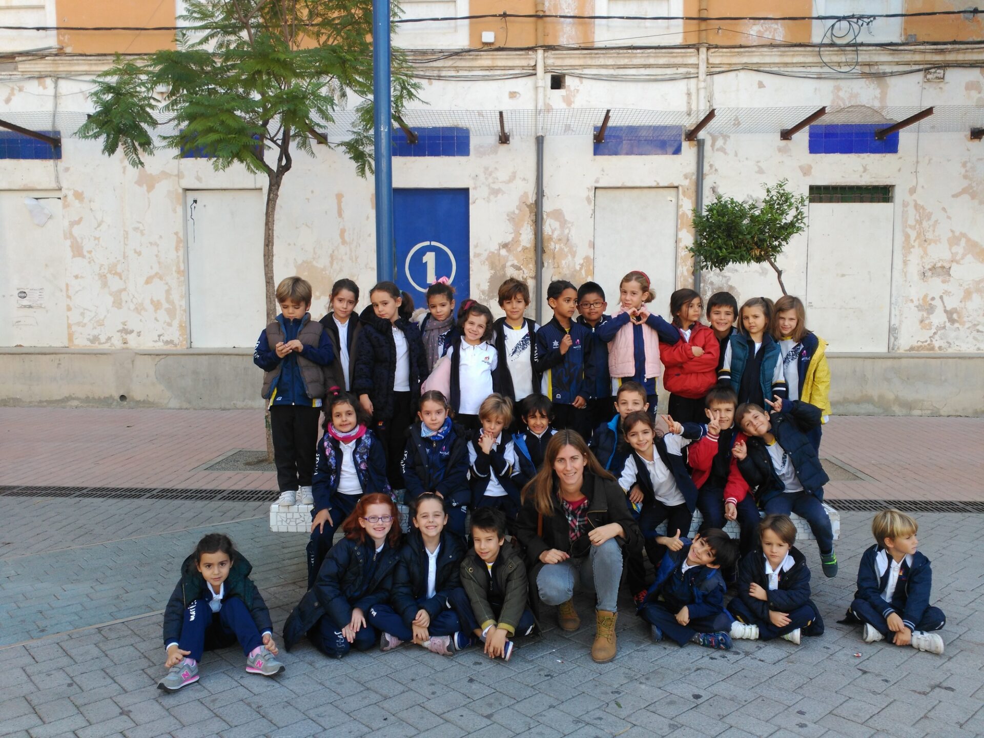 Los alumnos de 1º de Primaria visitan el acuario de la Universidad de Murcia.