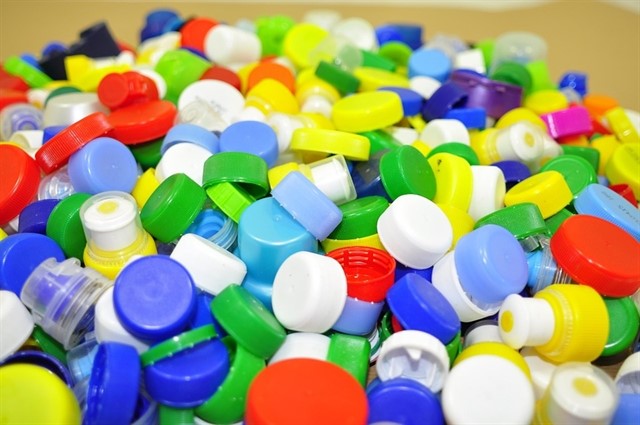 ¡CAMBIA DE TAPONES!