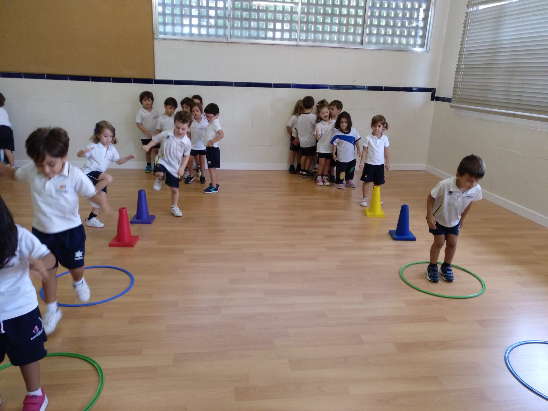 Infantil en movimiento