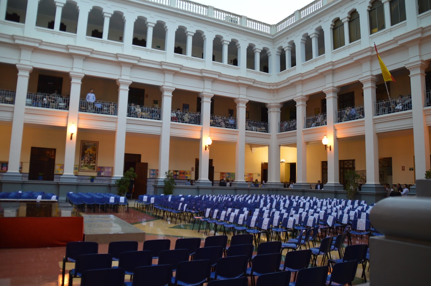 GRADUACION DE 2º DE BACHILLERATO(Promoción 2018-2019)