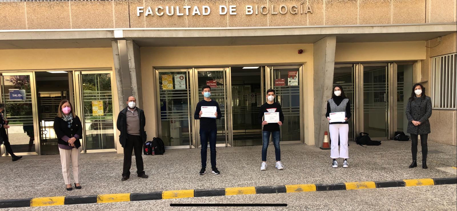 DE LA OLIMPIADA NACIONAL A LA INTERNACIONAL DE BIOLOGIA