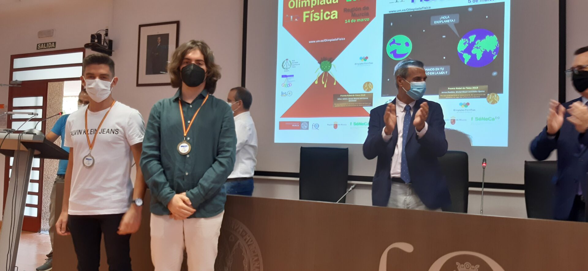 ENTREGA PREMIOS OLIMPIADA FÍSICA