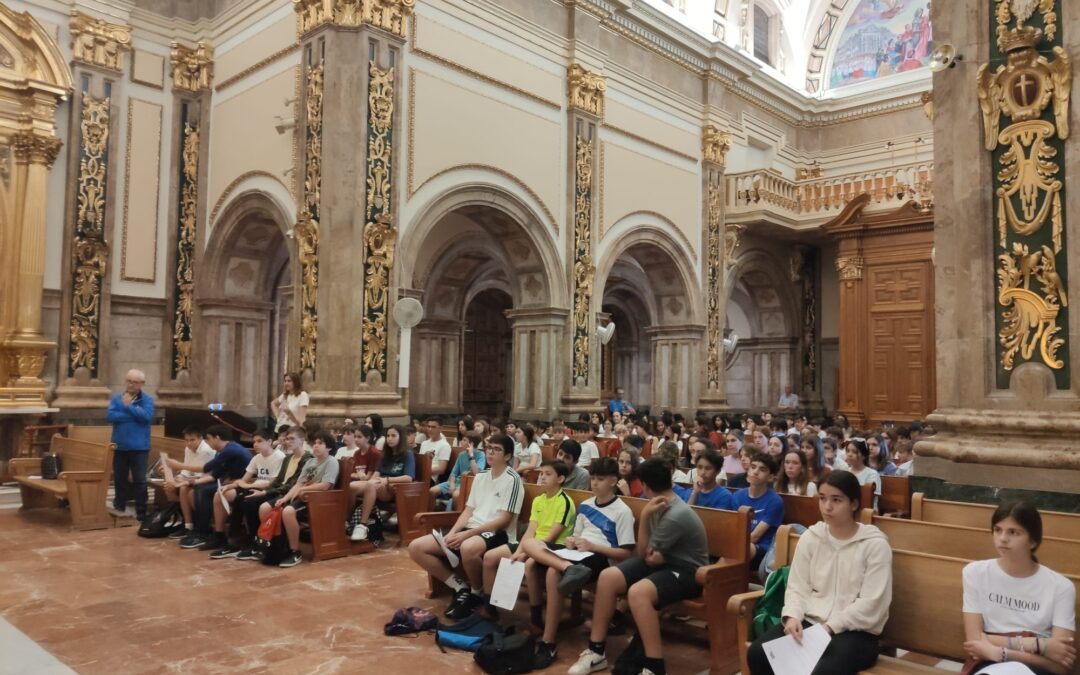 «Alumnos de primero y segundo de  ESO visitan El Santuario de la    Fuensanta»